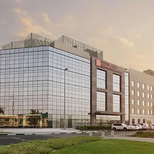 Hilton Garden Jumeirah **** דובאי